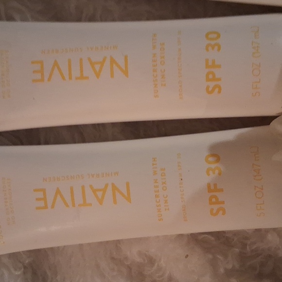 Native SPF 30 Sunscreen Collection Set Of 6 - Picture 3 of 9